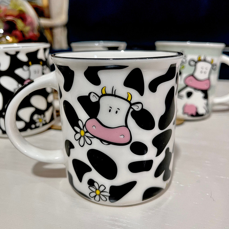 ماگ گاوی ماگ خالخالی